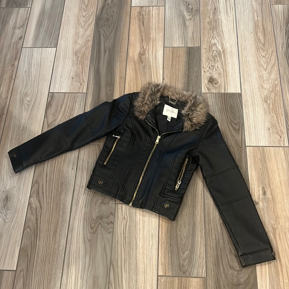 Girls faux leather jacket **excellent** condition.
